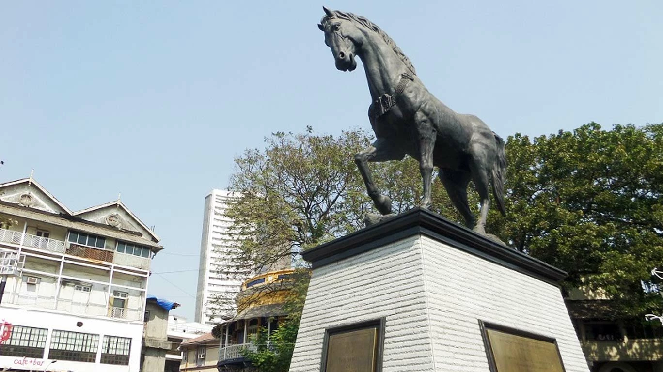 कालाघोडा परिसरात पुन्हा भरणार कलादालन